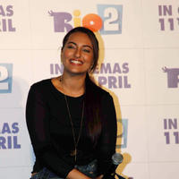 Sonakshi Sinha - Trailer launch of film Rio 2 Photos | Picture 738428