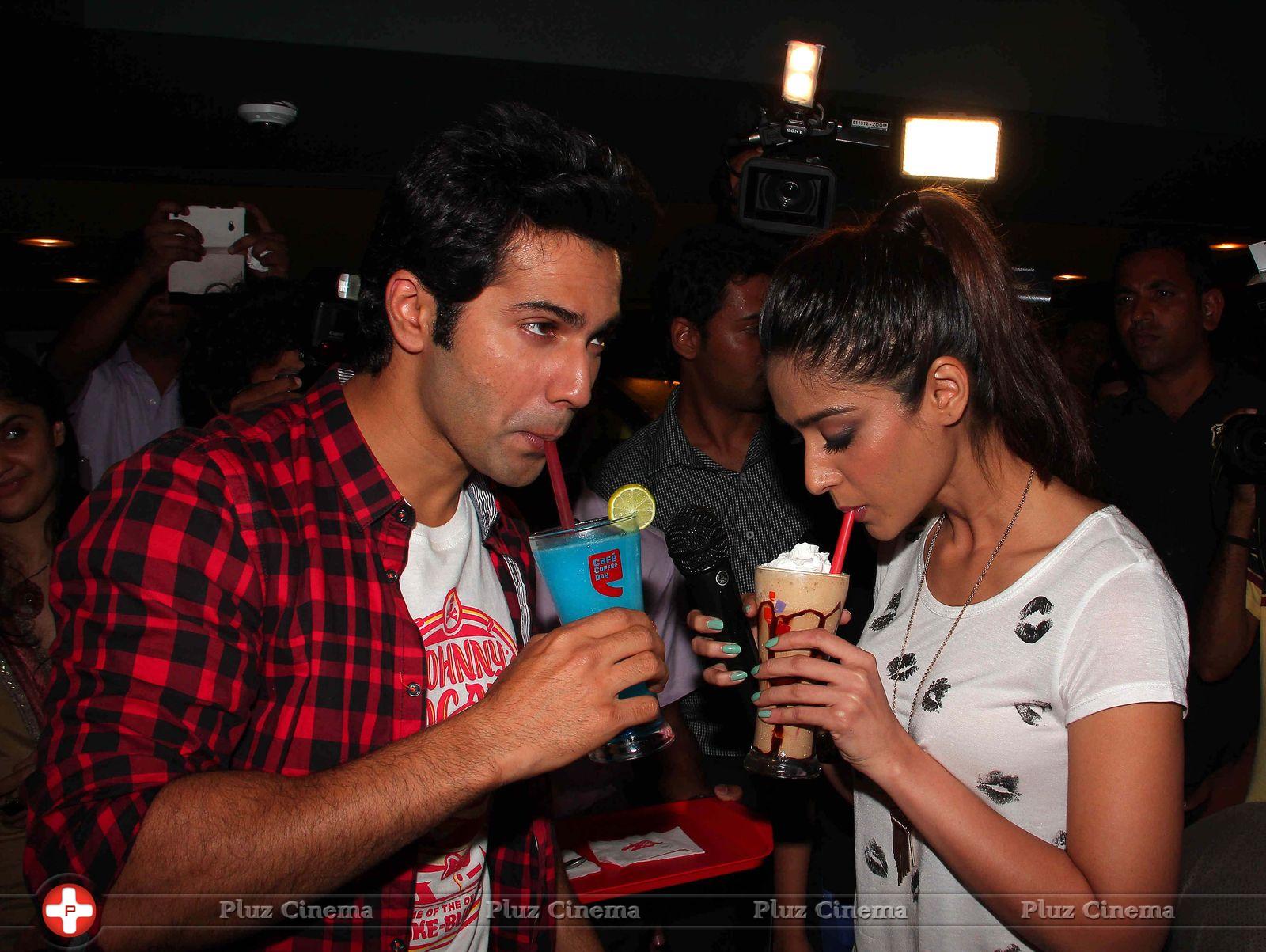 Varun Dhawan and Ileana Promotes their film at cafe and theatres Photos | Picture 739556
