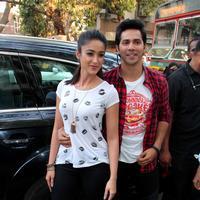 Varun Dhawan and Ileana Promotes their film at cafe and theatres Photos | Picture 739545