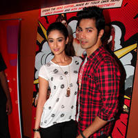 Varun Dhawan and Ileana Promotes their film at cafe and theatres Photos | Picture 739563