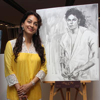 Juhi Chawla - Celebrities throng to Nawaz Modi solo art exhibition Photos | Picture 740076