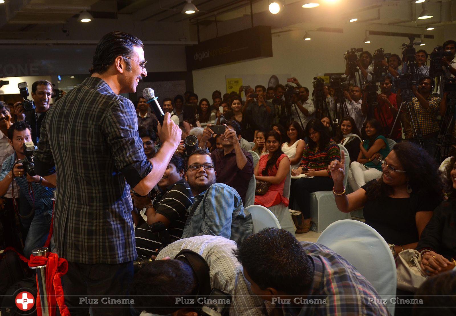 Akshay Kumar - Trailer Launch of film Fugly Photos | Picture 740597
