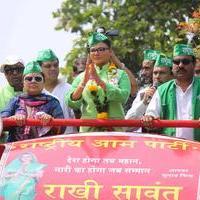 Rakhi Sawant - Rakhi Sawant campaigns in Mumbai North West constituency Photos