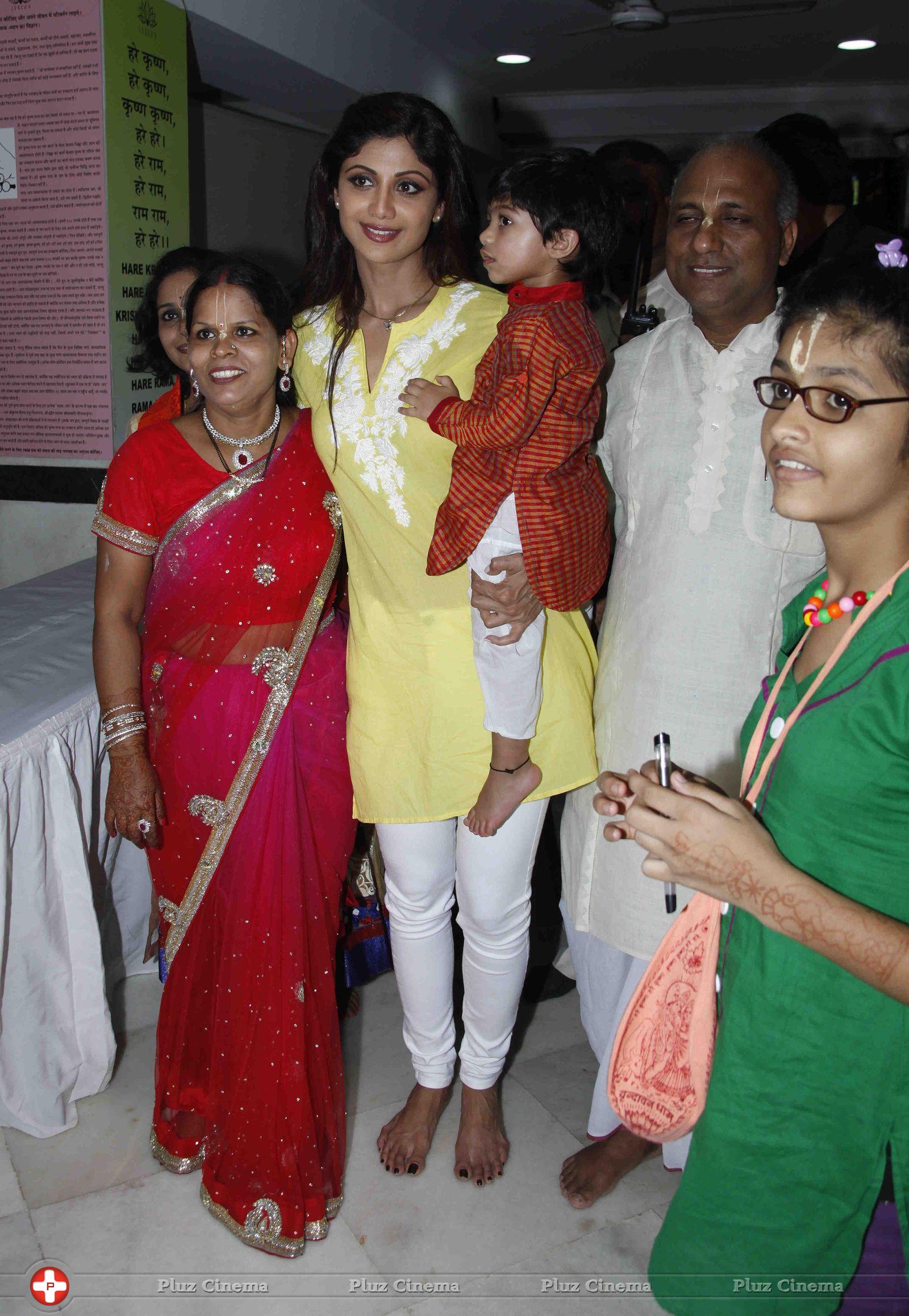 Shilpa Shetty - Shilpa Shetty celebrates Ram Navami Photos | Picture 741439
