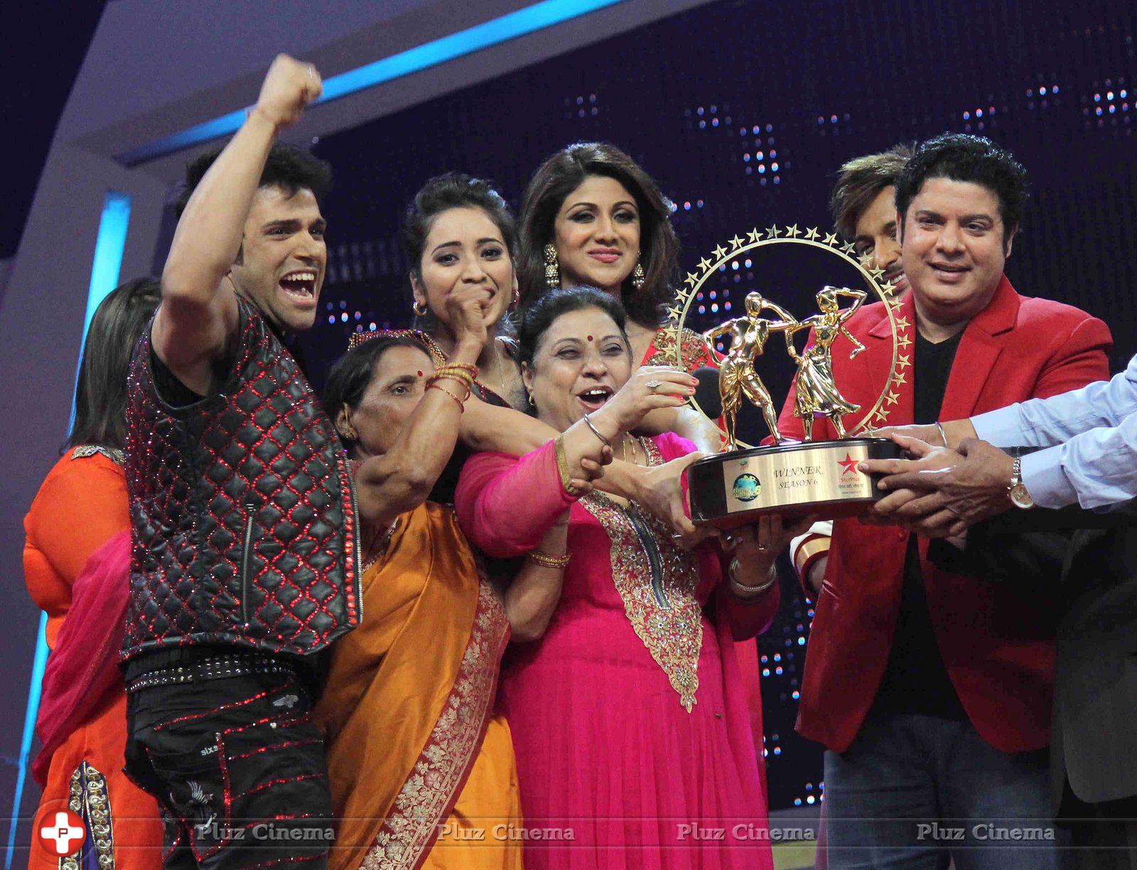 Rithvik Dhanjani and Asha Negi win Nach Baliye Season 6 Photos | Picture 706576