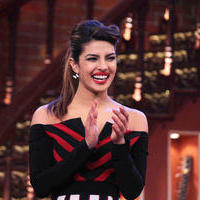 Priyanka Chopra - Gunday film Promotion on Comedy Nights with Kapil Photos | Picture 708630