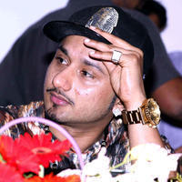 Yo Yo Honey Singh - Honey Singh launches book Top Celebrity Brands Photos | Picture 709469