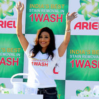 Rituparna Sengupta - Ariel attempt for a Guinness World Record Photos | Picture 711258