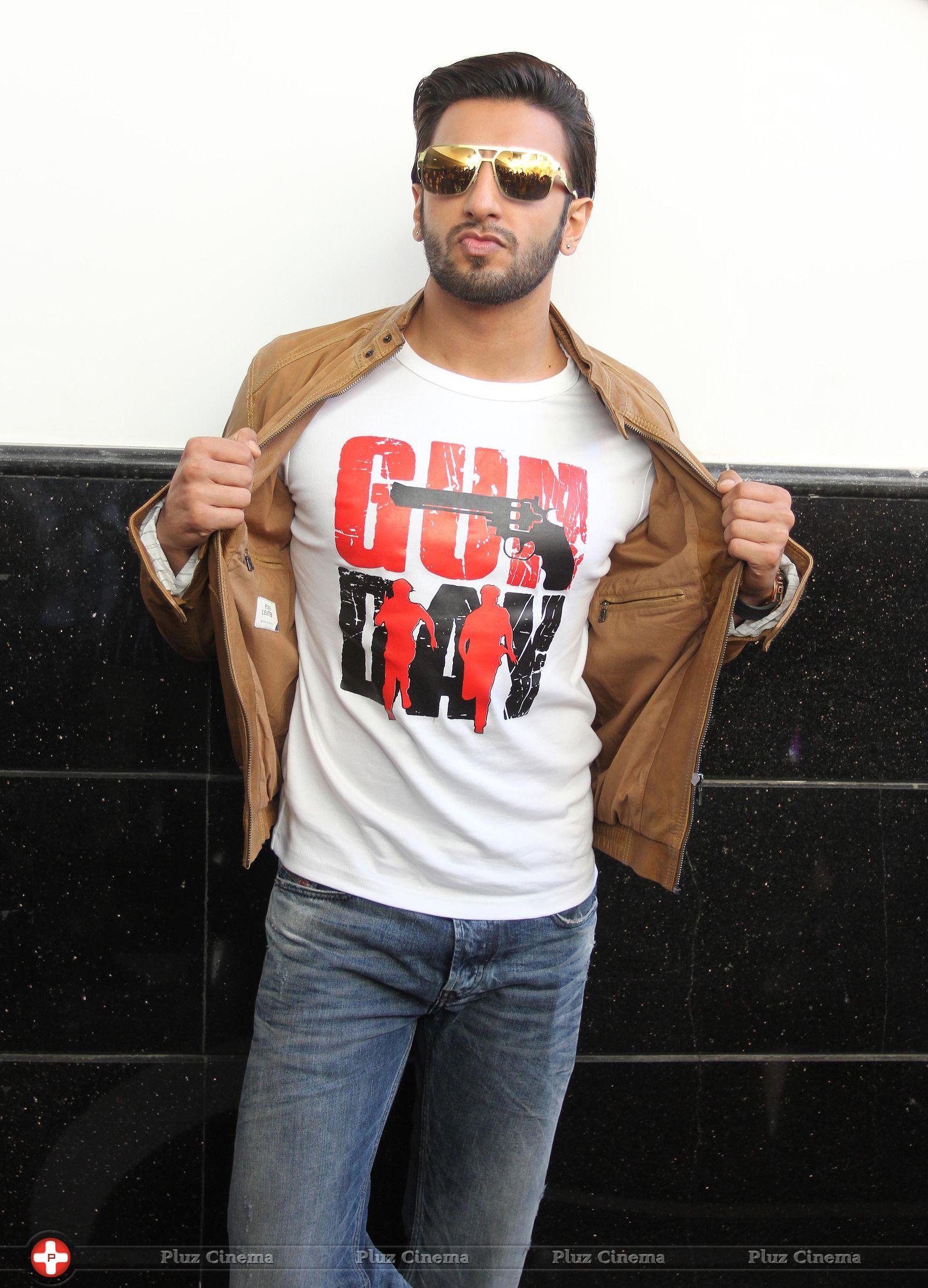 Ranveer Singh - Gunday cast on college trail Stills | Picture 711126