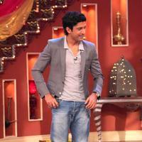 Farhan Akhtar - Shaadi Ke Side Effects promoted on Comedy Nights with Kapil Photos | Picture 711218