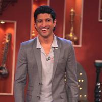 Farhan Akhtar - Shaadi Ke Side Effects promoted on Comedy Nights with Kapil Photos | Picture 711220