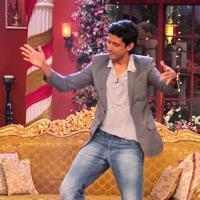 Farhan Akhtar - Shaadi Ke Side Effects promoted on Comedy Nights with Kapil Photos | Picture 711228
