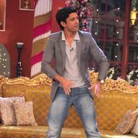 Farhan Akhtar - Shaadi Ke Side Effects promoted on Comedy Nights with Kapil Photos | Picture 711232