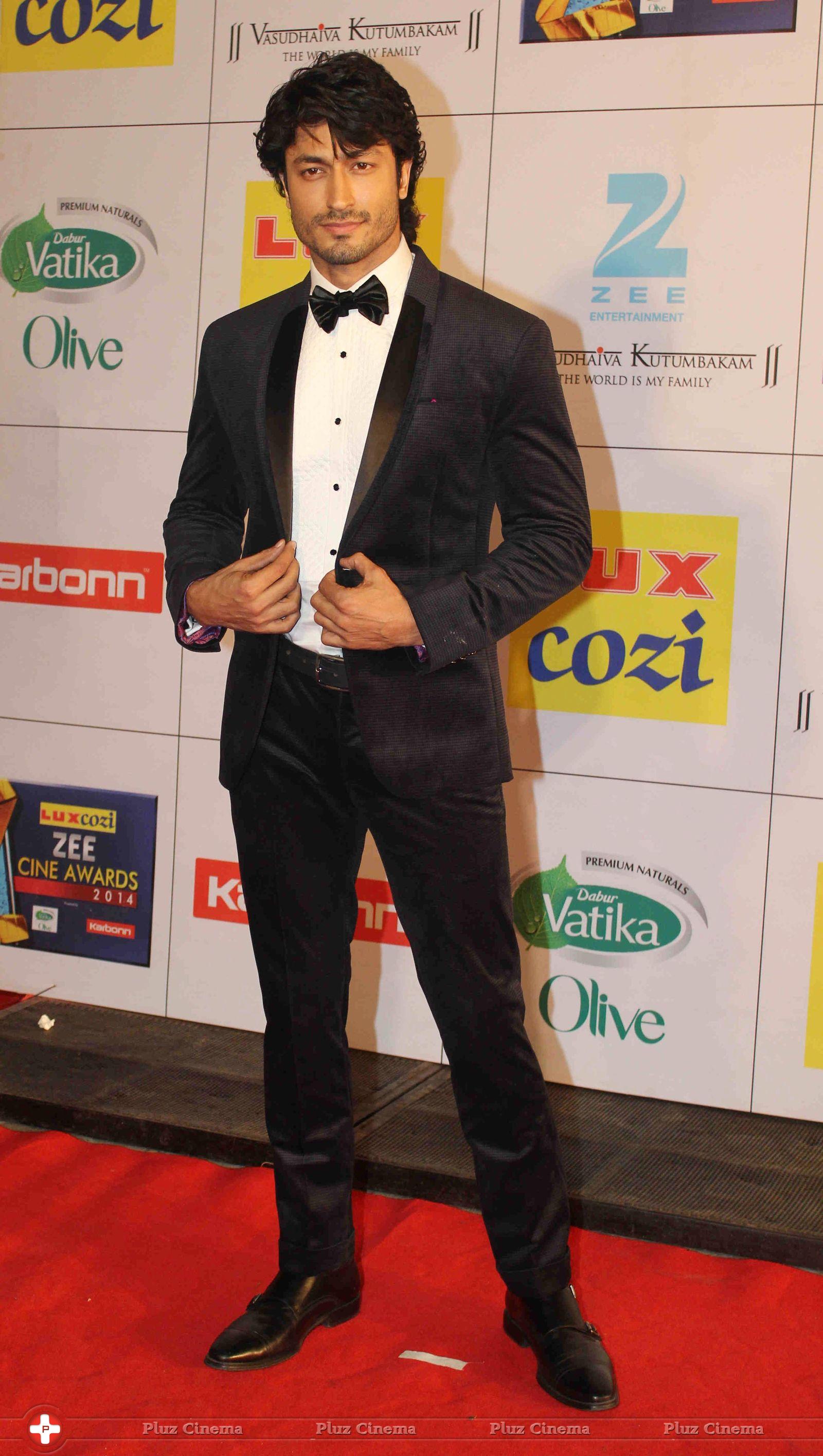 Vidyut Jamwal - Zee Cine Awards 2014 Photos | Picture 710912