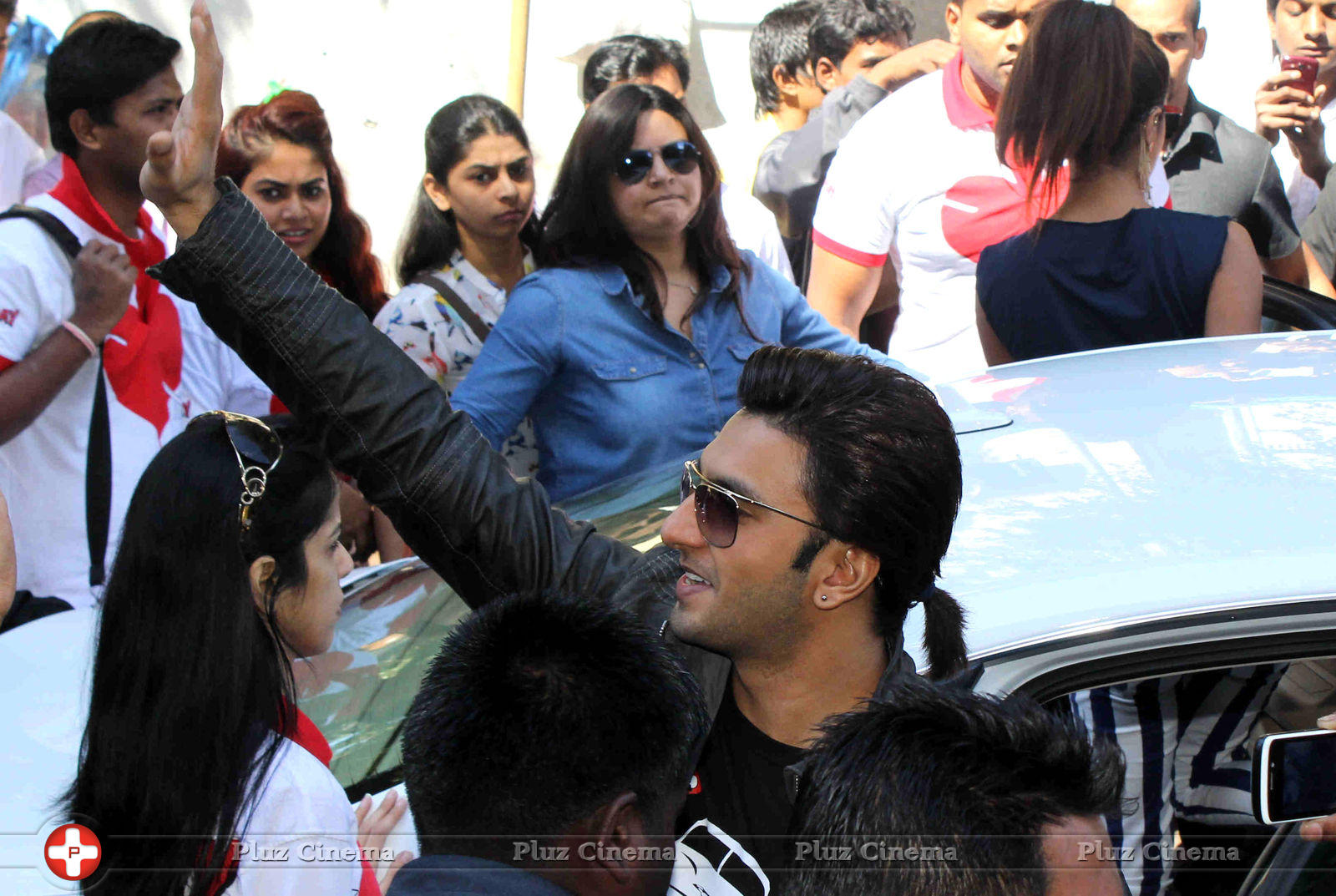 Ranveer Singh - Star cast of film Gunday visit Gaiety Galaxy theatre Photos | Picture 712539