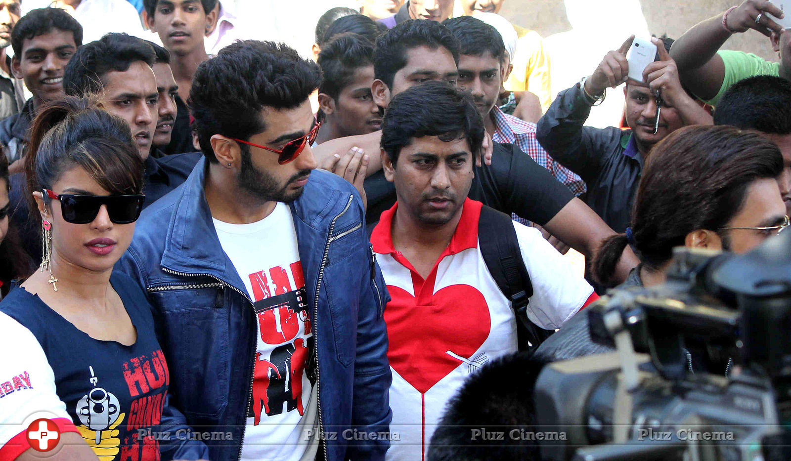Star cast of film Gunday visit Gaiety Galaxy theatre Photos | Picture 712542