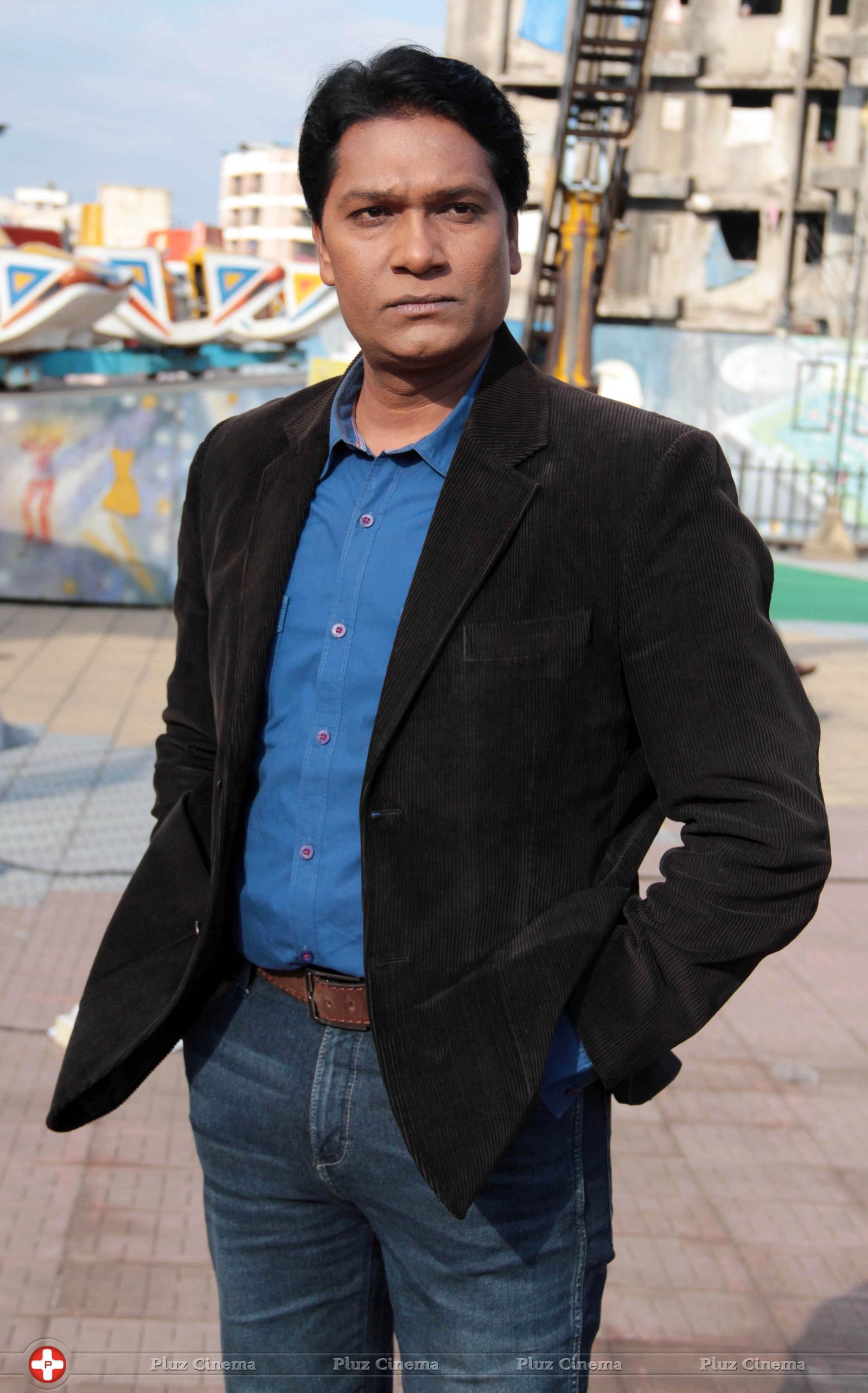 Abhijeet Srivastava - Darr at The Mall promoted on CID sets Photos | Picture 713503