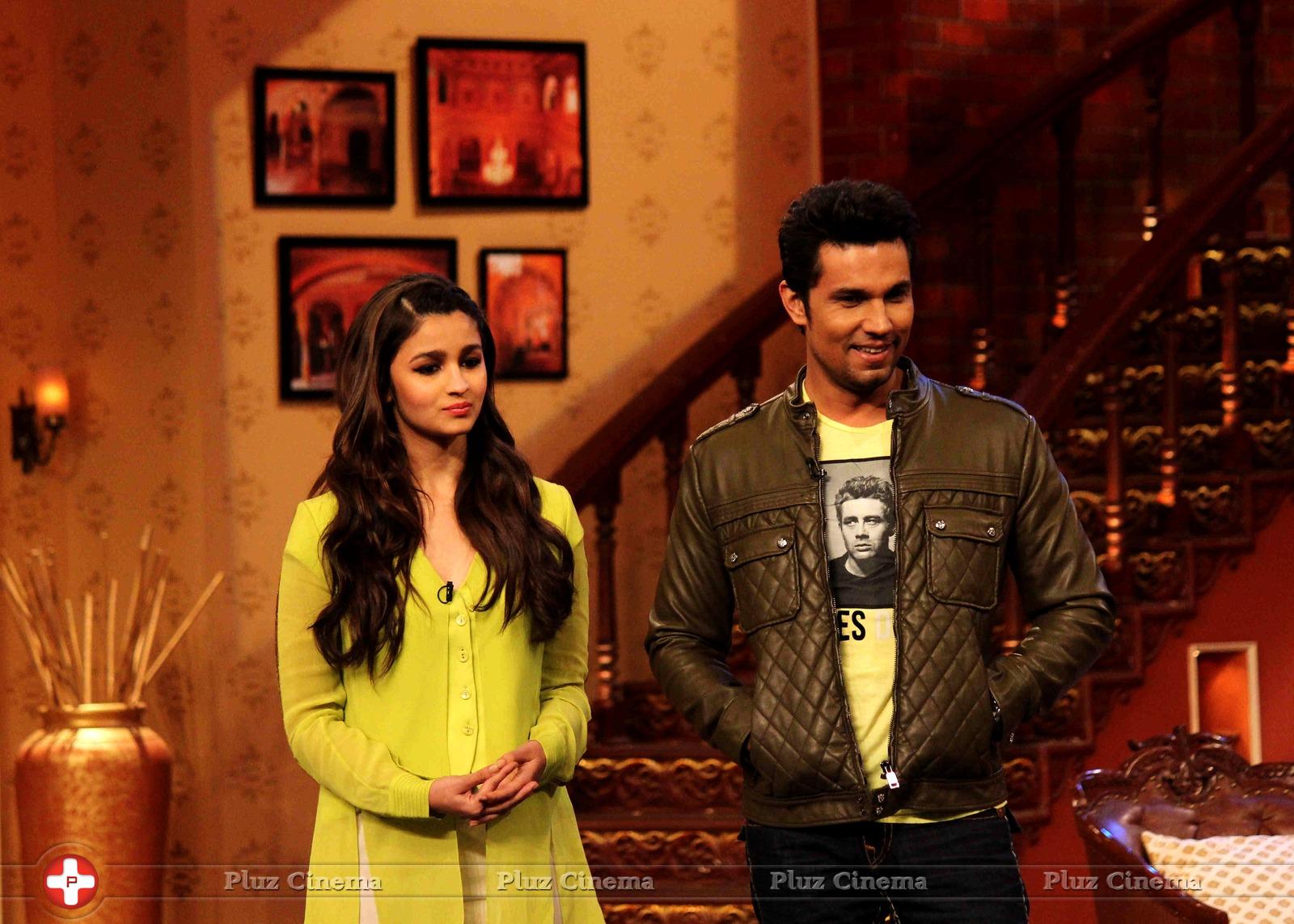 Film Highway promoted on sets of Comedy Nights with Kapil Photos | Picture 713728