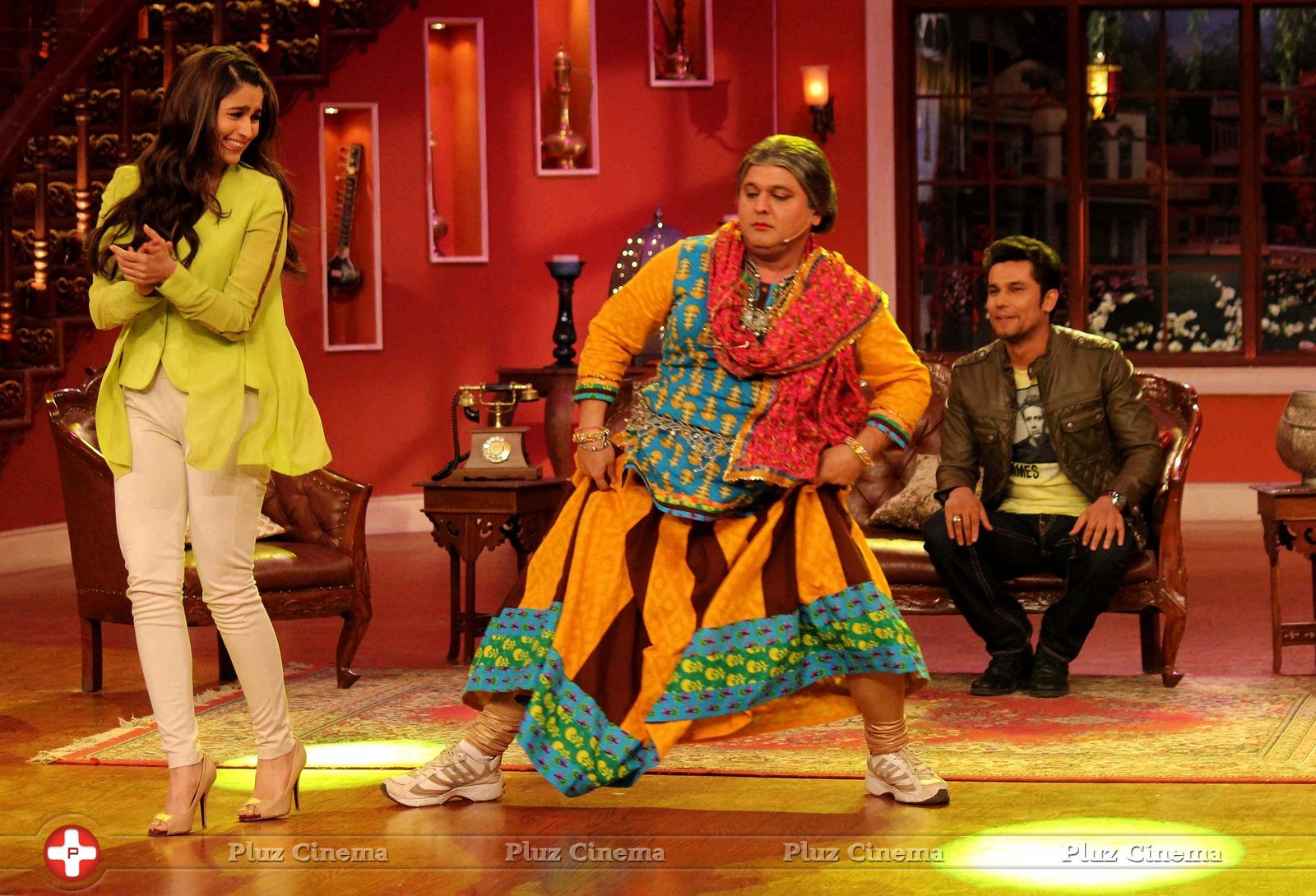 Film Highway promoted on sets of Comedy Nights with Kapil Photos | Picture 713764