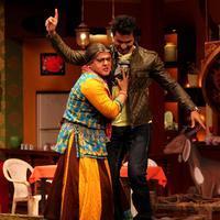 Film Highway promoted on sets of Comedy Nights with Kapil Photos | Picture 713750