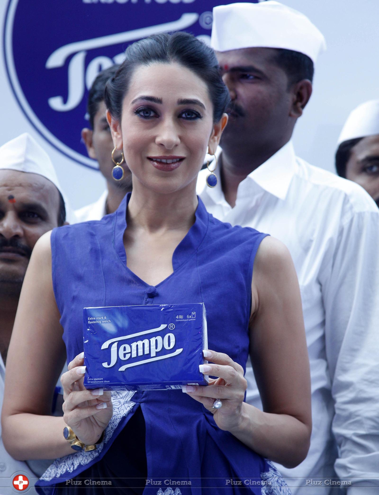 Karisma Kapoor unveils SCA's Tempo Smart Foodie campaign Photos | Picture 713673