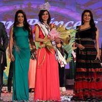 Juhi and Govinda at Grand finale Indian Princess 2014 Season 5 Photos | Picture 714981
