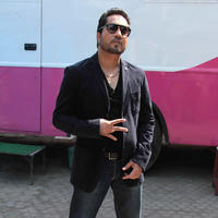 Mika Singh - Mika Singh on sets of SAB TV serial FIR Stills