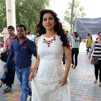Juhi Chawla - Promotion of film Gulaab Gang on the sets of Boogie Woogie Stills | Picture 716384