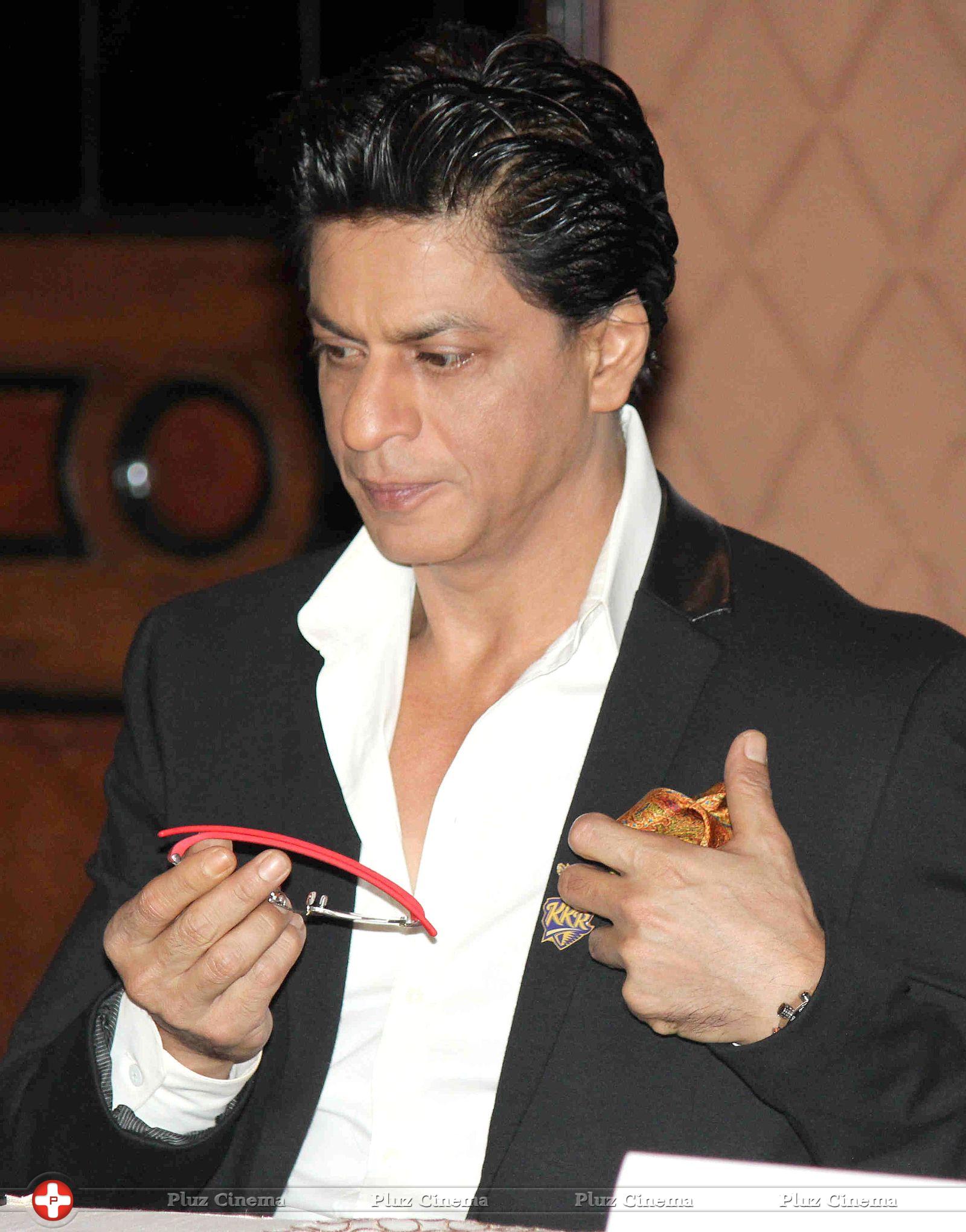 Shahrukh Khan - SRK launches Discovery Channel's new show Living with KKR Photos | Picture 716338
