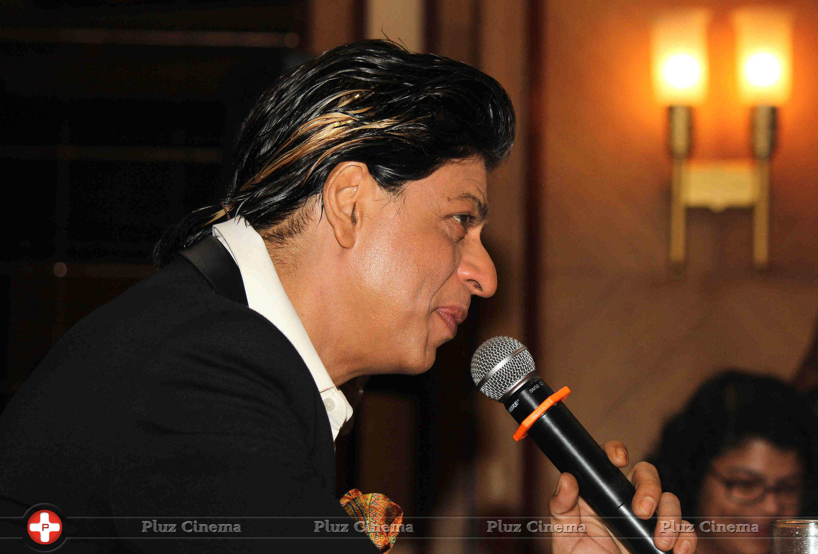 Shahrukh Khan - SRK launches Discovery Channel's new show Living with KKR Photos | Picture 716350