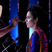 Kangana Ranaut - Promotion of film Queen on sets of Indias Got Talent Season 5 Photos | Picture 717404