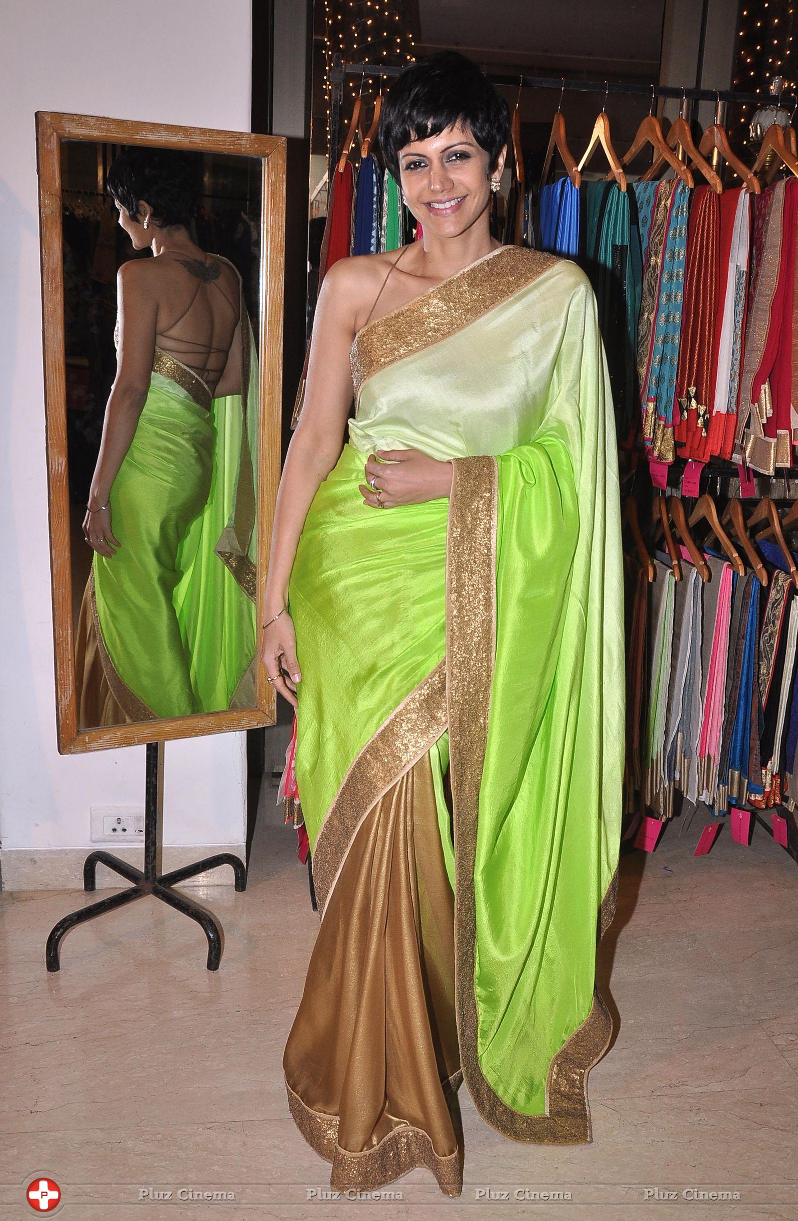 Mandira Bedi - Bollywood celebrities attends Mana Shetty's Araaish exhibition Photos | Picture 719066
