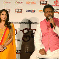 Madhuri Dixit & Anubhava Sinha promotes Gulaab Gang film Photos | Picture 719333