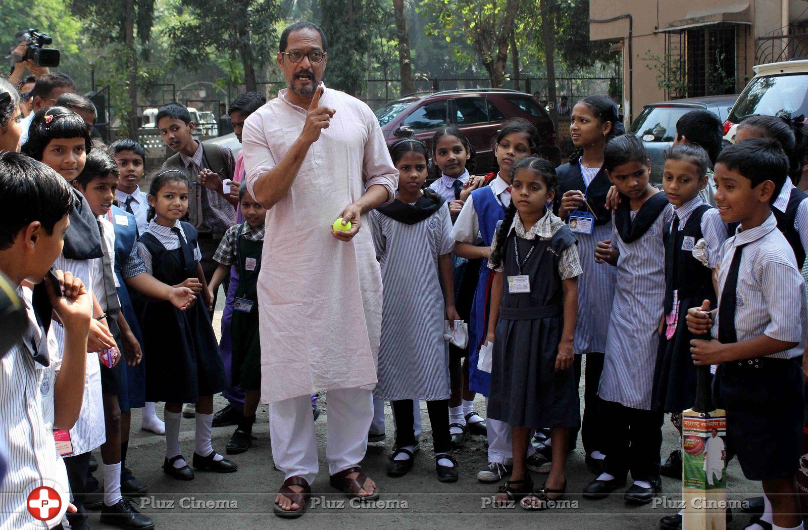 Nana Patekar - Nana Patekar interacts with School children Photos | Picture 719314