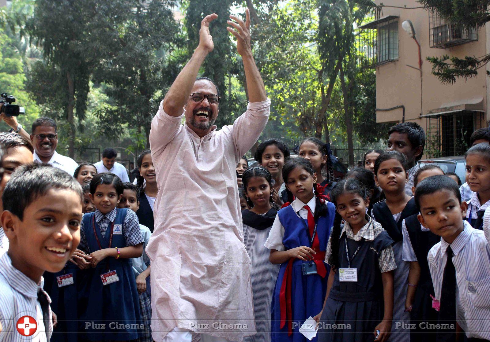 Nana Patekar - Nana Patekar interacts with School children Photos | Picture 719316