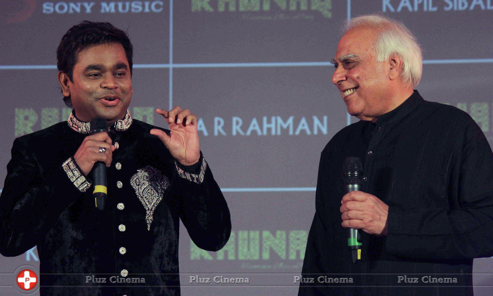 Salman Khan launches A.R. Rahman and Kapil Sibal album Raunaq Photos | Picture 720005