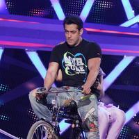 Salman Khan - Salman Khan on the sets of Nach Baliye 6 | Picture 692928