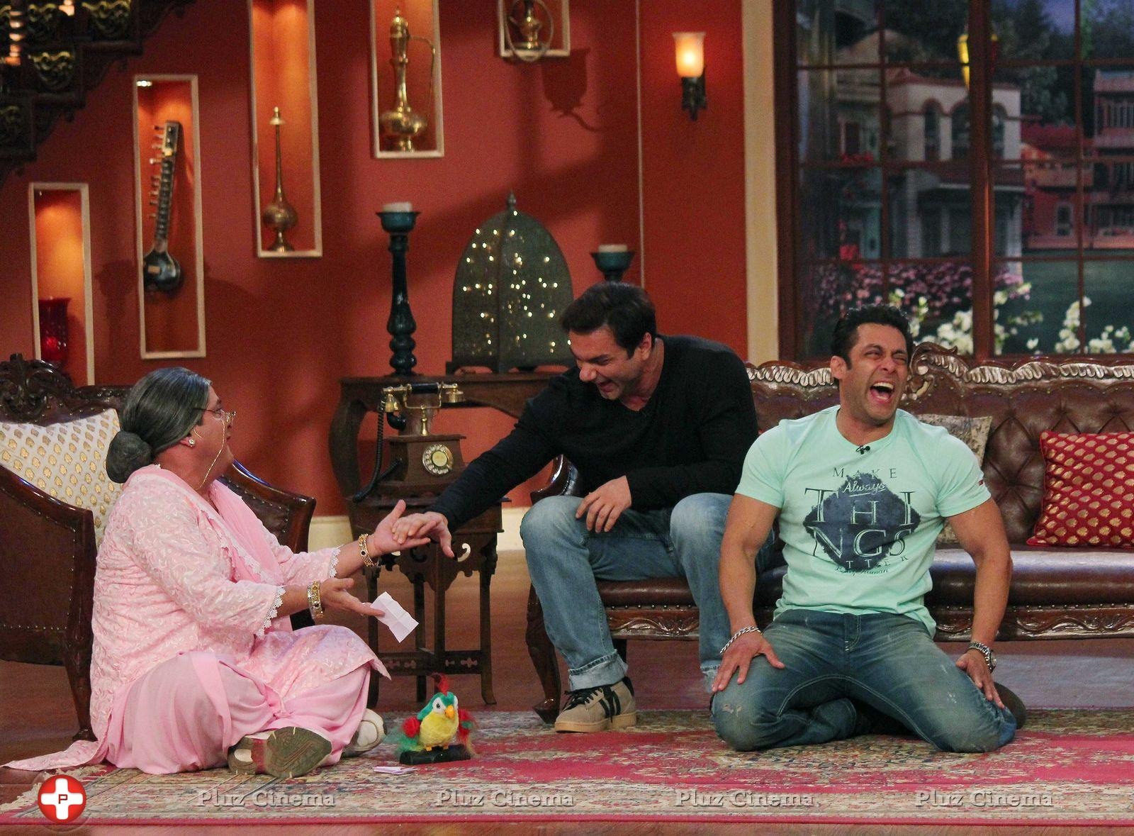 Promotion of film Jai Ho on sets of Comedy Nights with Kapil Photos | Picture 694846