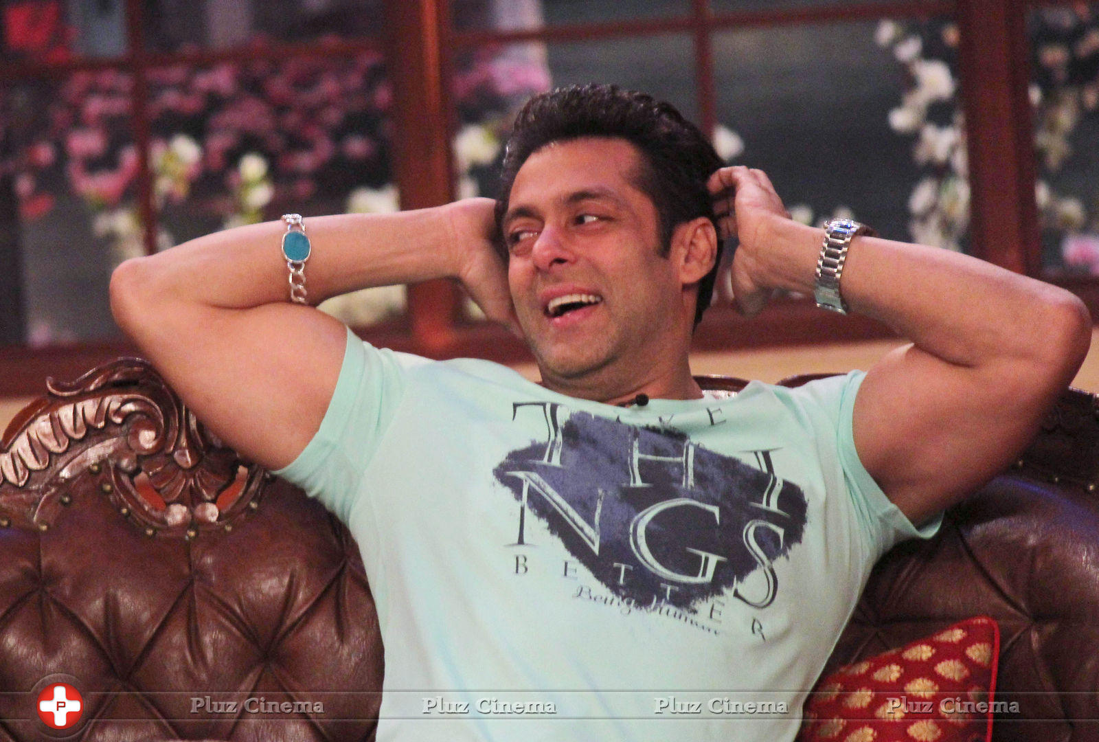 Salman Khan - Promotion of film Jai Ho on sets of Comedy Nights with Kapil Photos | Picture 694865