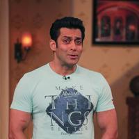 Salman Khan - Promotion of film Jai Ho on sets of Comedy Nights with Kapil Photos | Picture 694825