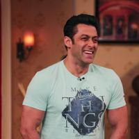 Salman Khan - Promotion of film Jai Ho on sets of Comedy Nights with Kapil Photos | Picture 694826