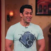 Salman Khan - Promotion of film Jai Ho on sets of Comedy Nights with Kapil Photos | Picture 694831