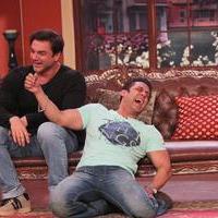 Promotion of film Jai Ho on sets of Comedy Nights with Kapil Photos