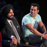 Promotion of film Jai Ho on sets of Comedy Nights with Kapil Photos | Picture 694862
