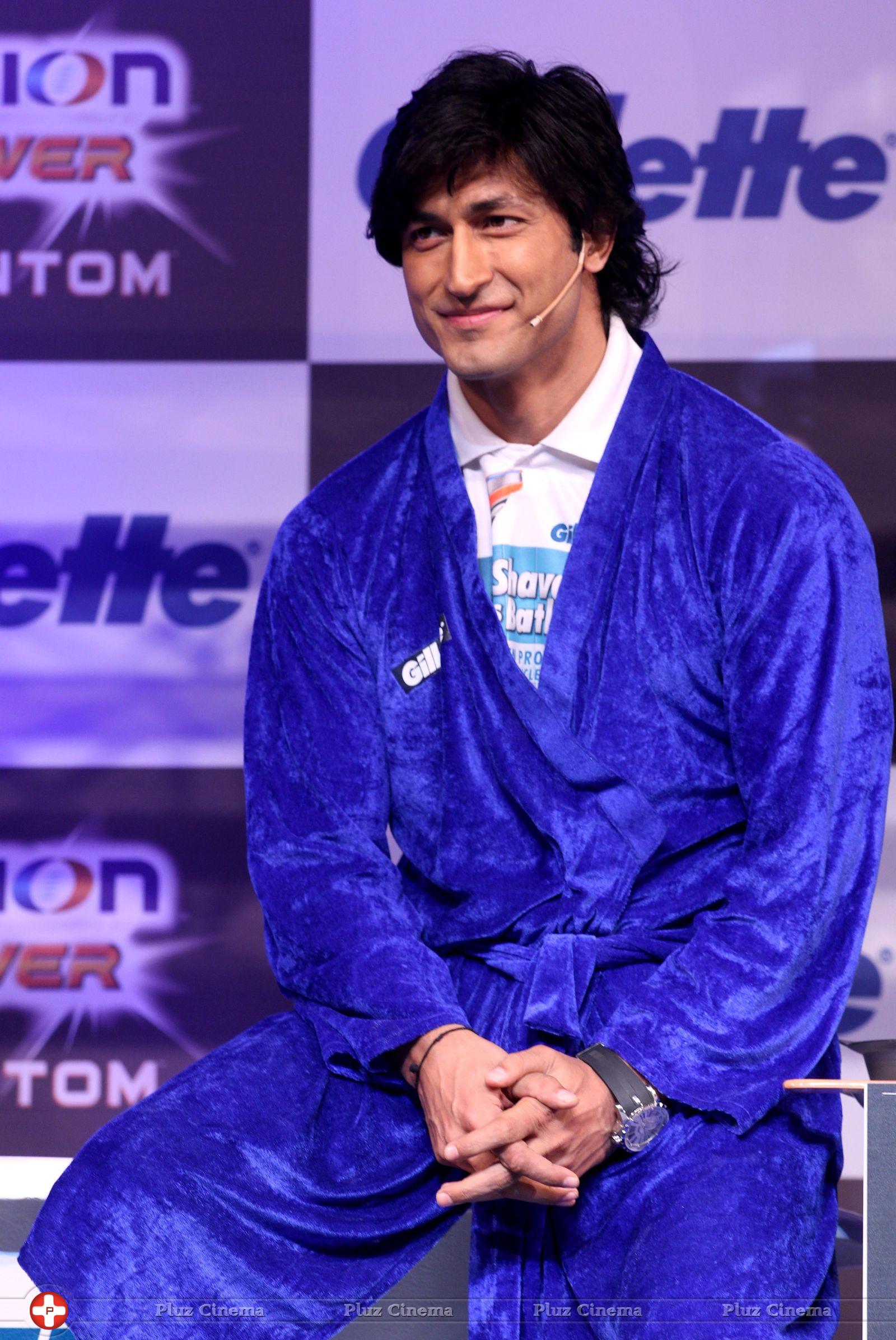 Vidyut Jamwal - Bollywood stars shave at Gillette Campaign Photos | Picture 694245