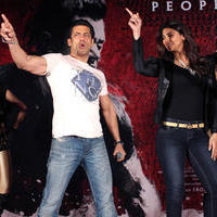 Salman Khan & Daisy Shah promote their movie Jai ho Photos | Picture 698147