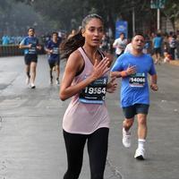 Lisa Haydon - Mumbai Marathon 2014 Stills