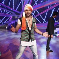 Terence Lewis - Promotion of film Hasi Toh Phasi on the set of Nach Baliye 6 Photos | Picture 701009