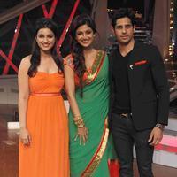 Promotion of film Hasi Toh Phasi on the set of Nach Baliye 6 Photos | Picture 701013