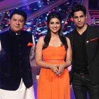 Promotion of film Hasi Toh Phasi on the set of Nach Baliye 6 Photos | Picture 701032